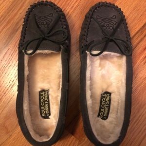 Skull Trapper Slippers